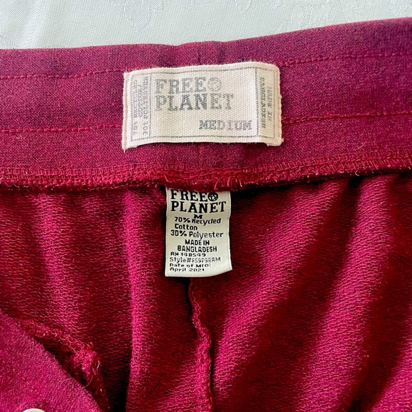 medium sweatpants shorts - Picture 3 of 3